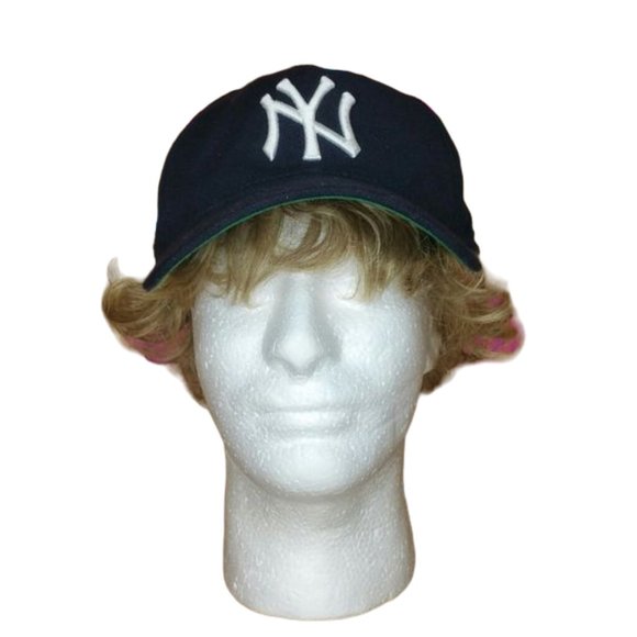 New York Yankees Derek Jeter 2009 Baseball Hat